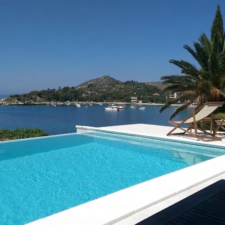 Mirjana - One Bedroom With Terrace And Side Sea View Taverna